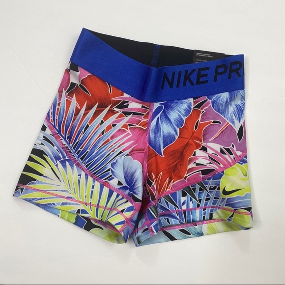 nike hyper femme shorts